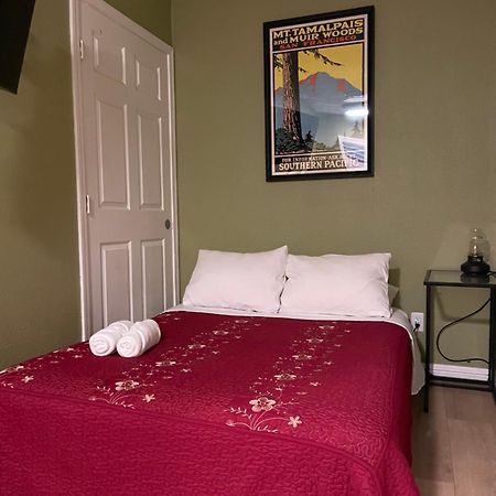 Private Room In Los Angeles With Ac, Strong Wifi, Smart Tv, Work Desk Near Sofi Stadium Kültér fotó