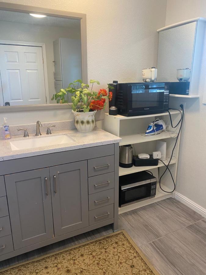 Private Room In Los Angeles With Ac, Strong Wifi, Smart Tv, Work Desk Near Sofi Stadium Kültér fotó