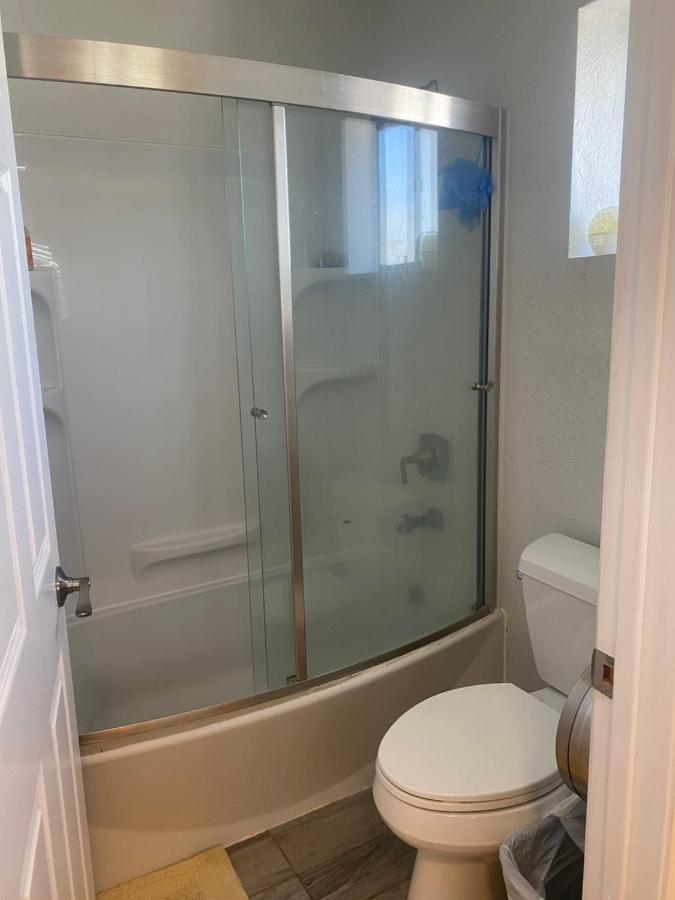 Private Room In Los Angeles With Ac, Strong Wifi, Smart Tv, Work Desk Near Sofi Stadium Kültér fotó