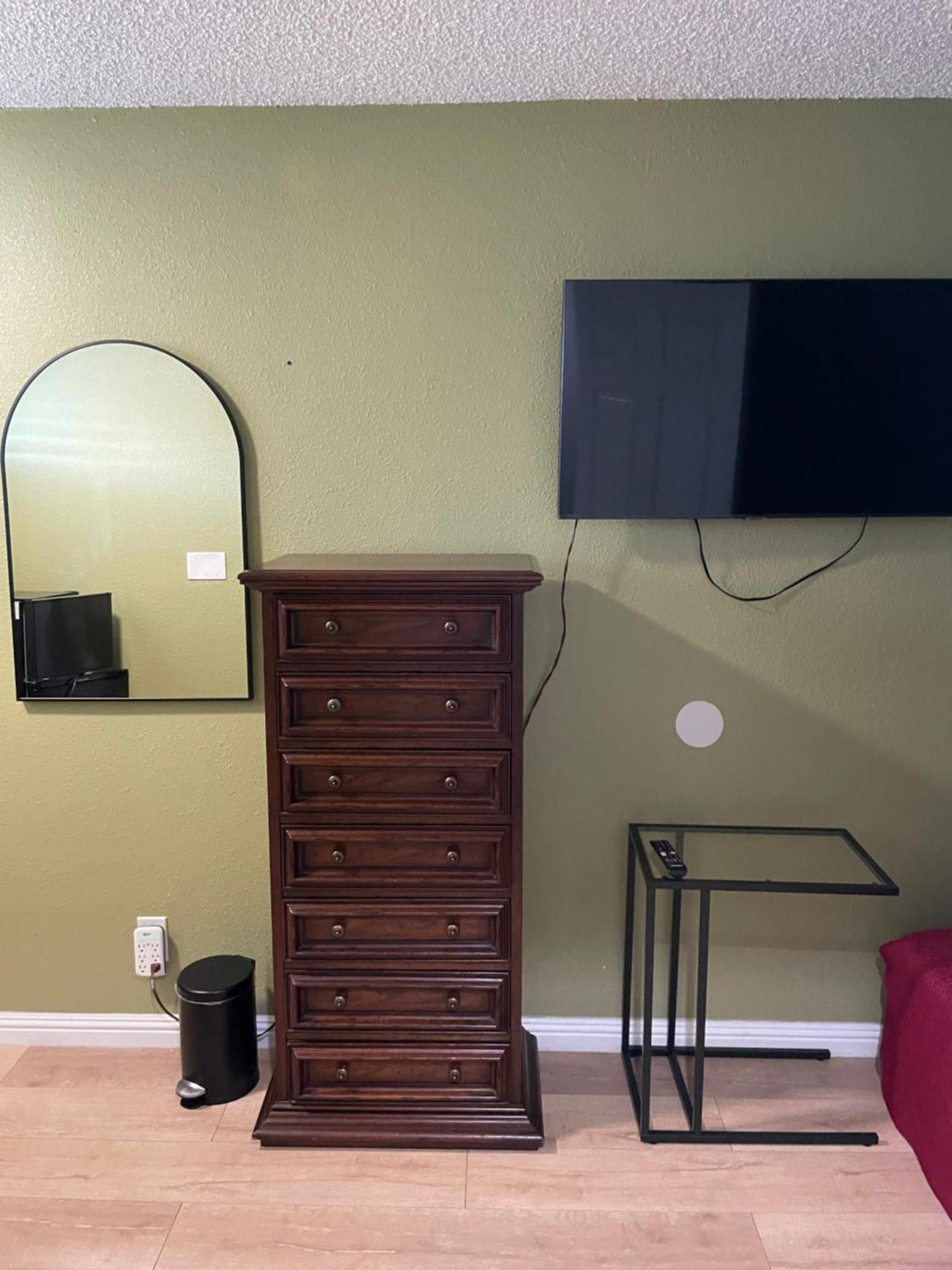 Private Room In Los Angeles With Ac, Strong Wifi, Smart Tv, Work Desk Near Sofi Stadium Kültér fotó